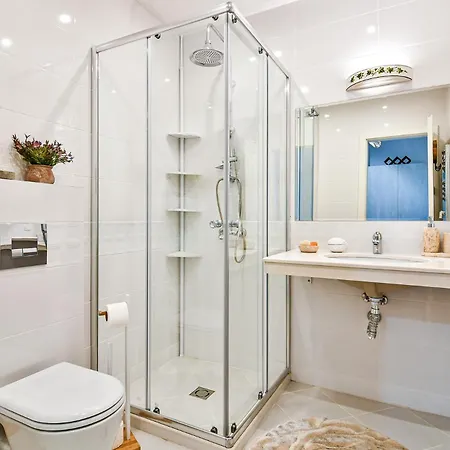 Apartment Carpe 1br Pool & Parking