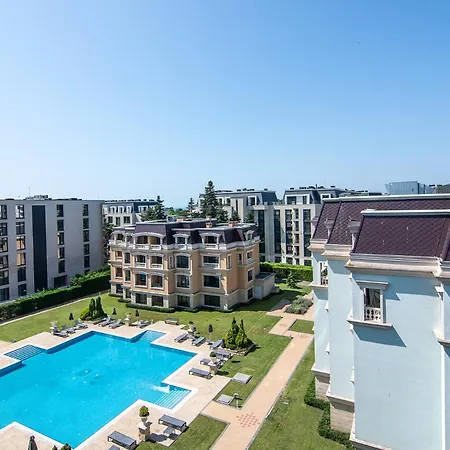 Carpe 1br Pool & Parking